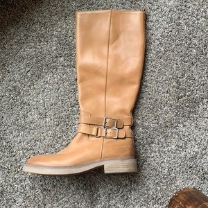 Sam Edelman size 9, purchased last year and only worn once!!! ⭐️💫